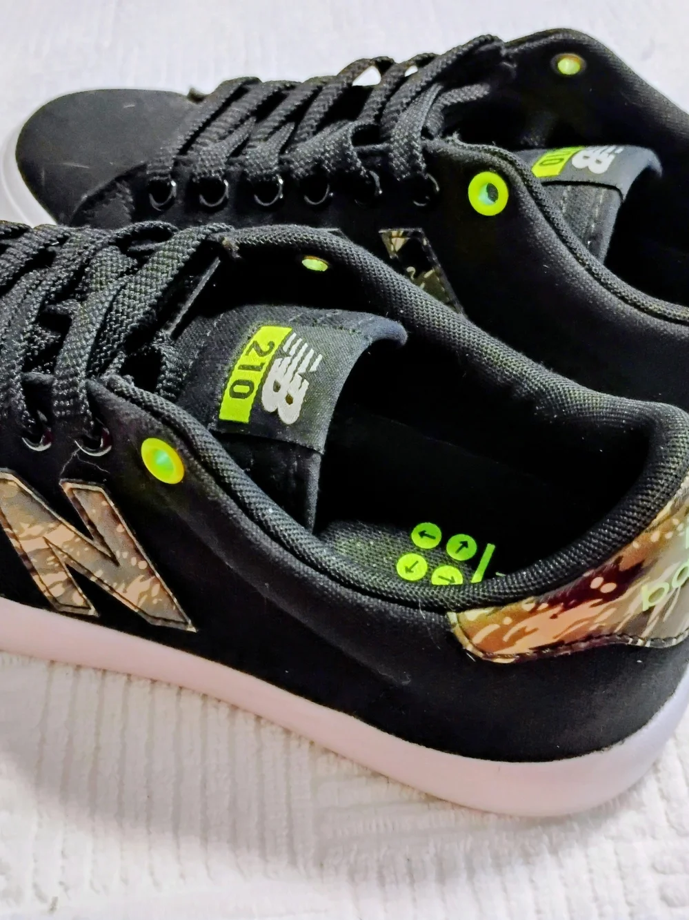 New Balance low top